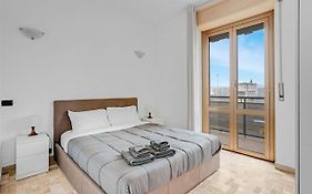 Cav9 - Large Apartment With Panoramic View -